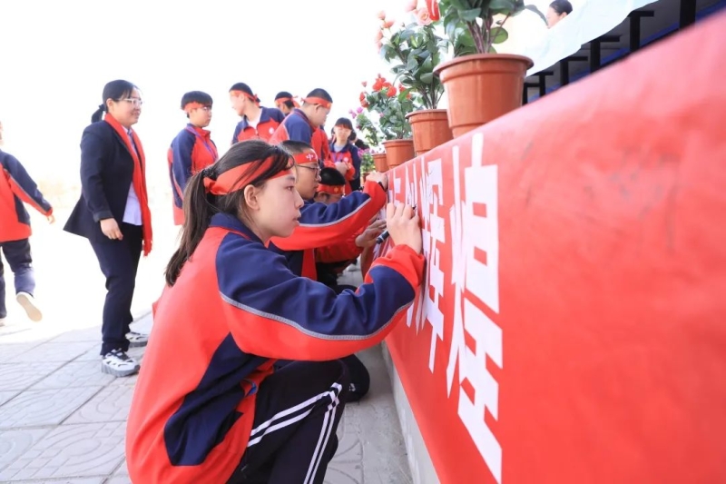 2025.1.13和硕县第二中学誓师活动 杨家佳摄 (33).JPG