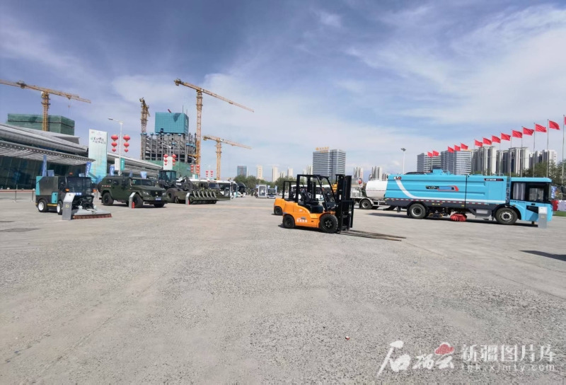 mmexport1751010693838
